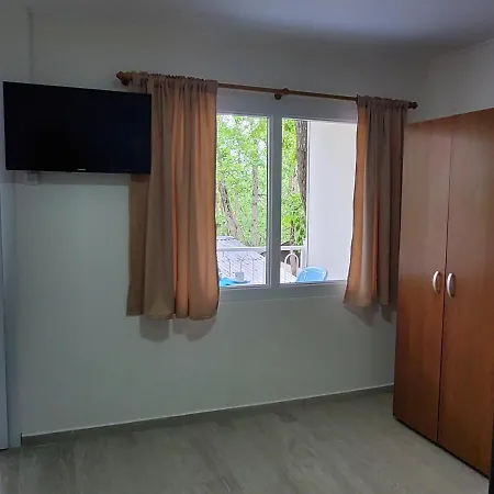 Holiday park Бунгала Романтика Shkorpilovtsi
